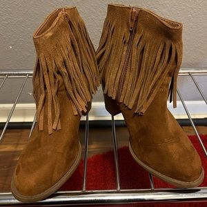 MOSSIMO fringe booties
